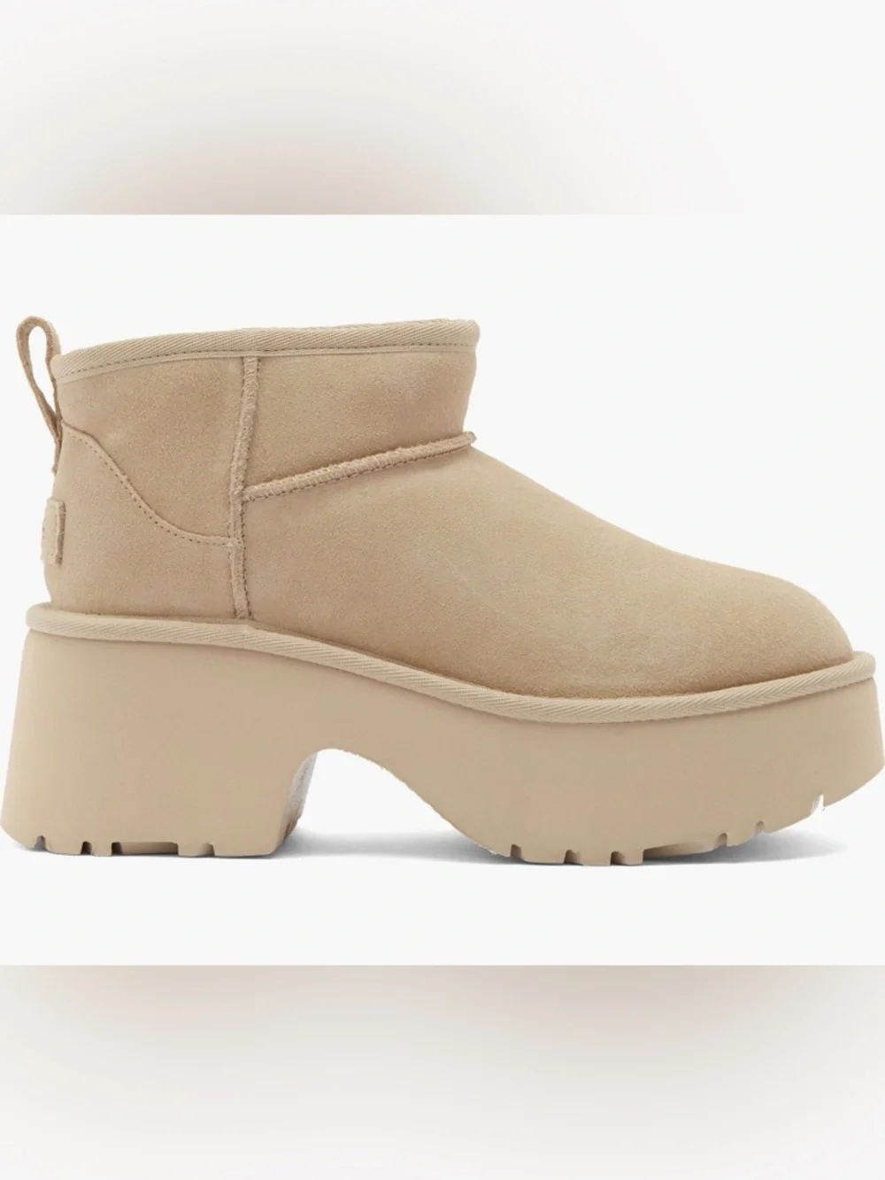 NIB UGG Classic Ultra Mini New Heights Platform Boot